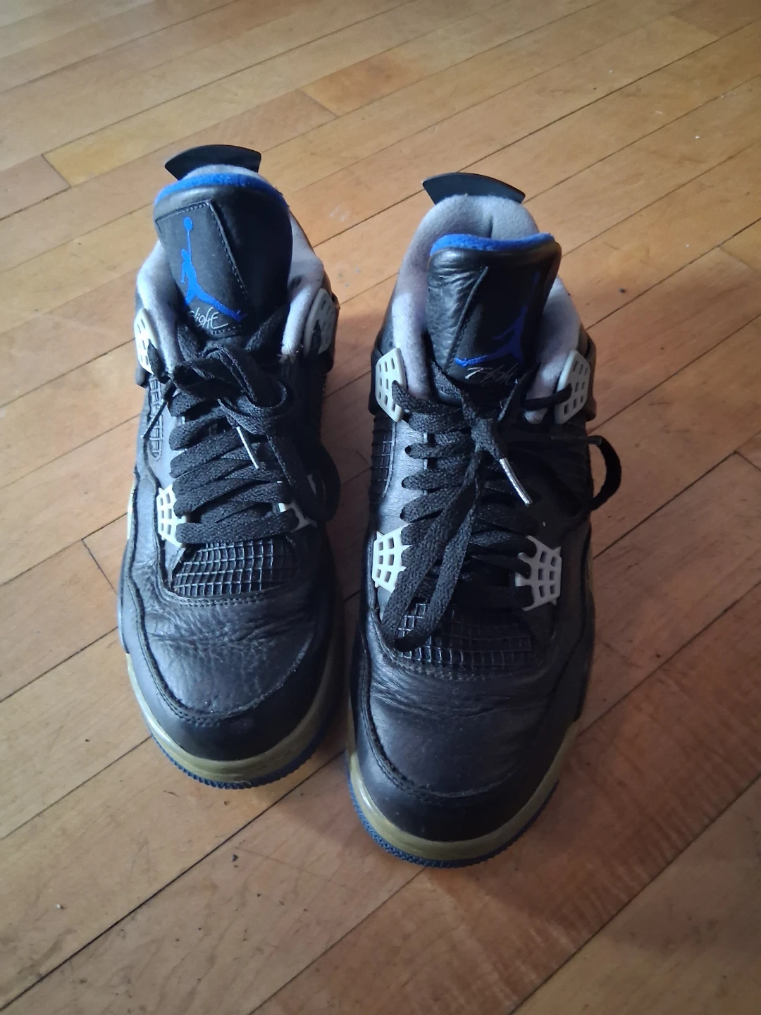 Jordan 4 Retro Black/Blue Sneakers