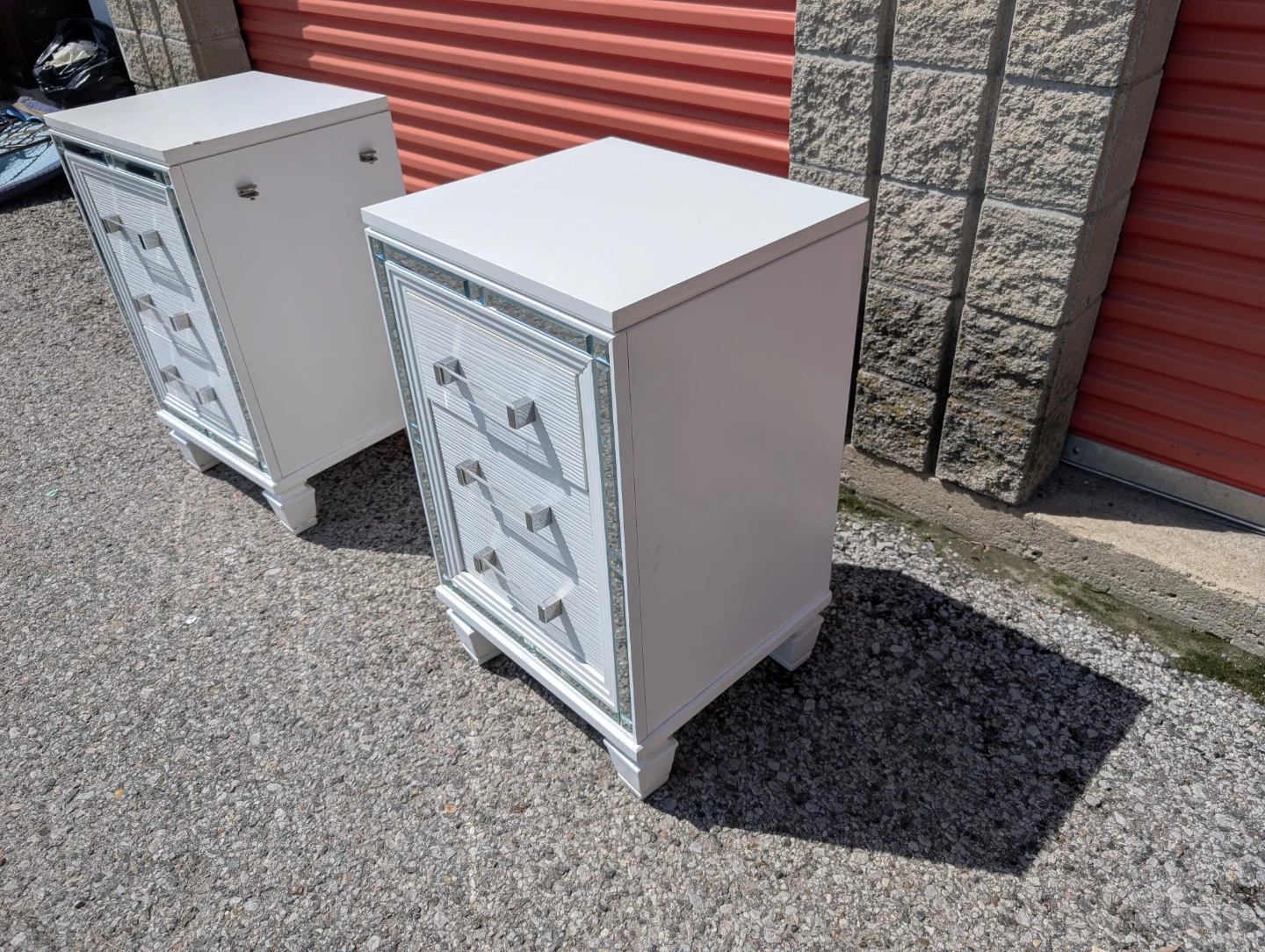 Pair of White Mirrored Nightstands - photo 3