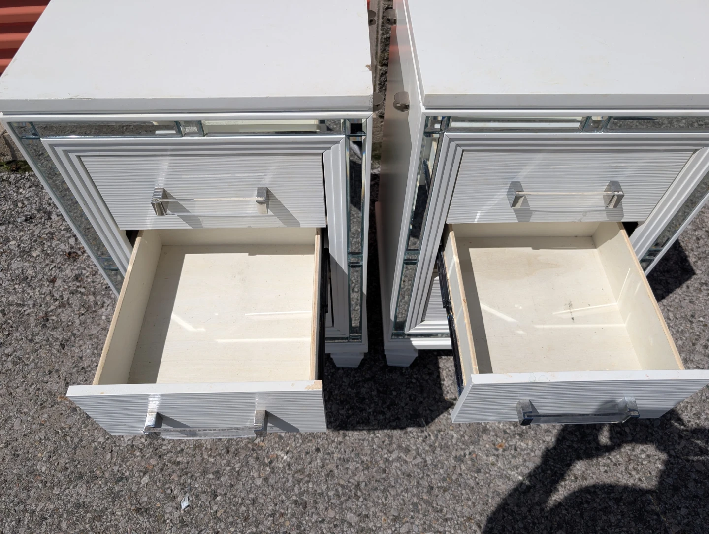Pair of White Mirrored Nightstands - photo 5