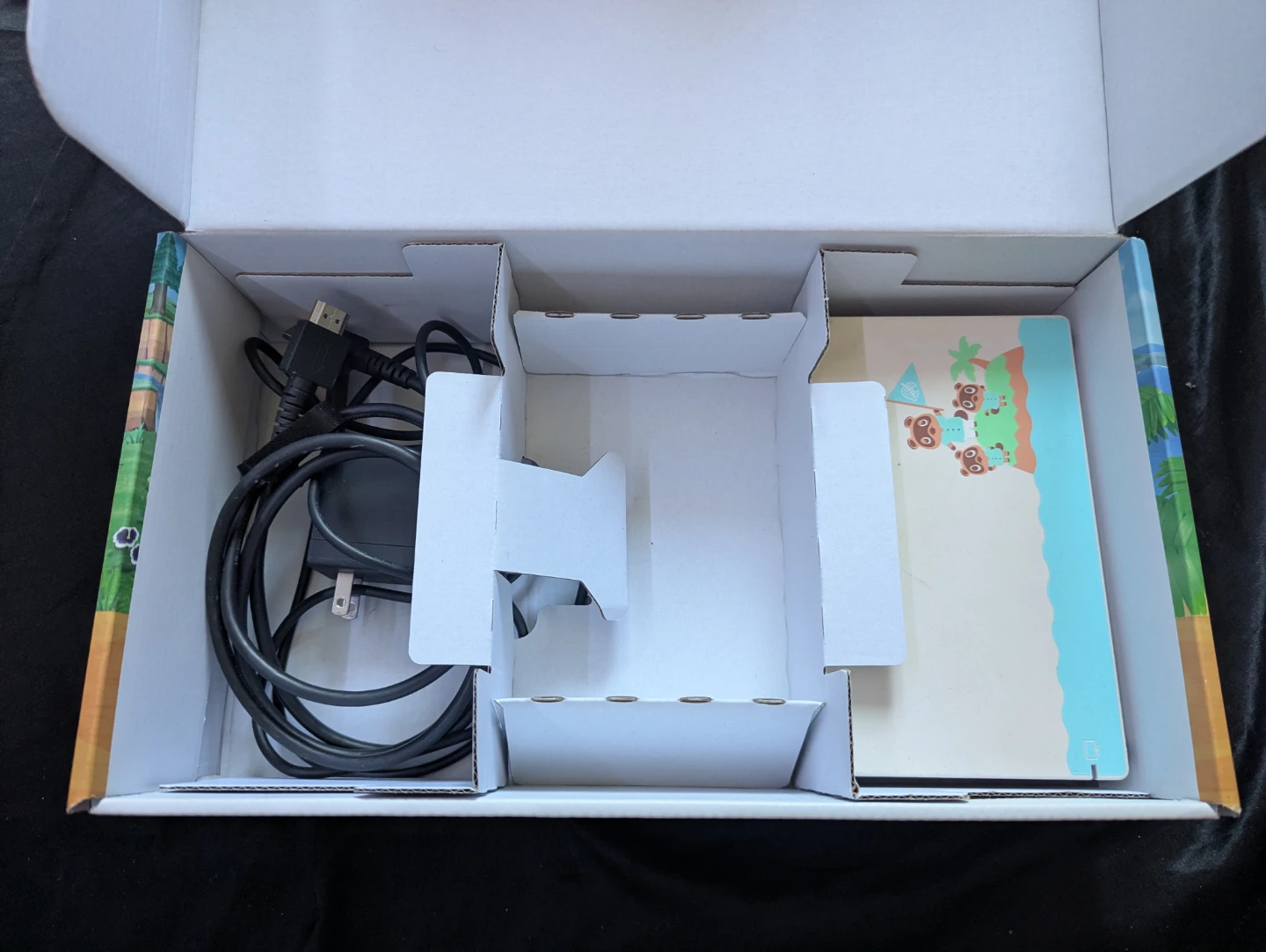 Nintendo Switch Special Edition Animal Crossing Console - photo 3