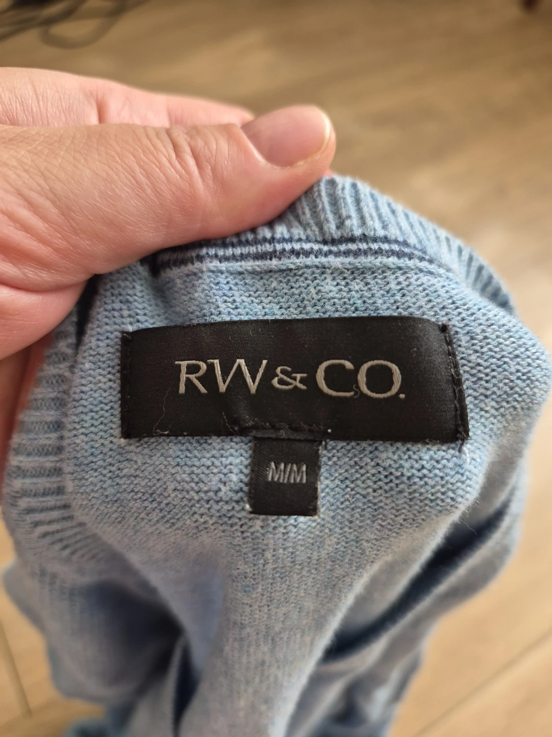 RW&CO. Blue V-Neck Sweater - photo 2