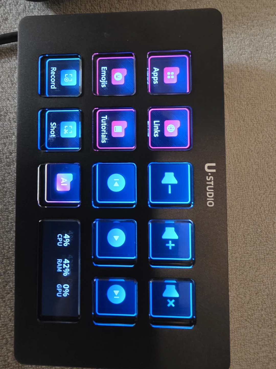 Ulanzi D200 Stream Deck Customizable LCD Key - photo 3