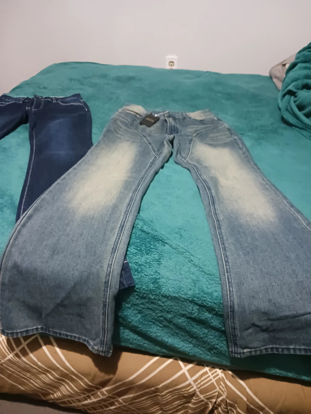 NYFelix Jeans - 2 Pairs - photo 2