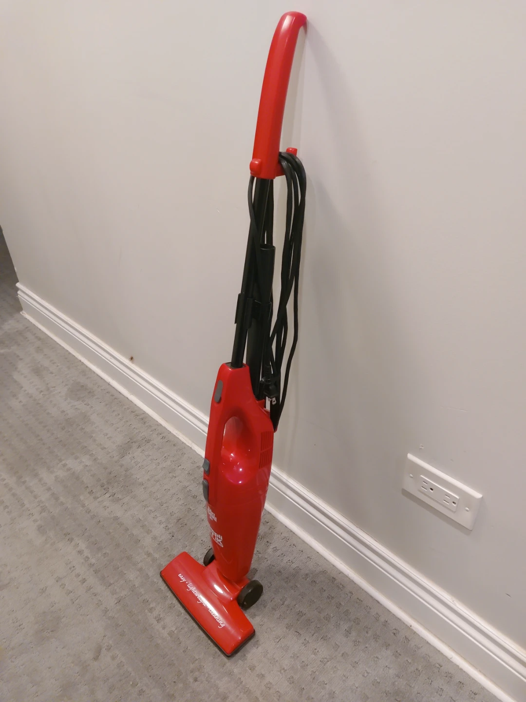 Dirt Devil Simpli-Stik Vacuum Cleaner