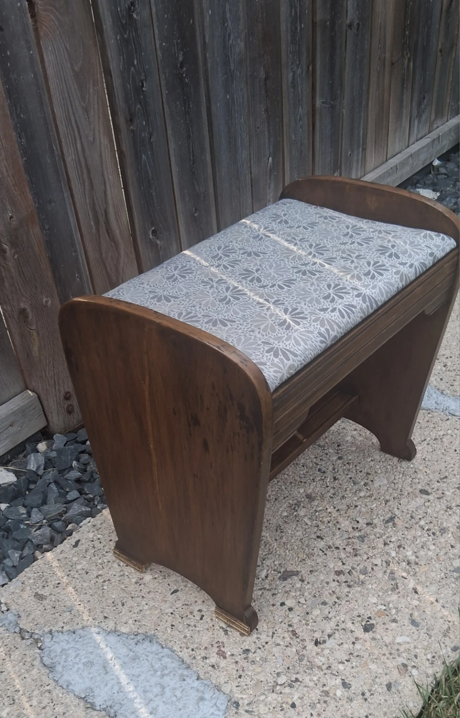 Vintage Upholstered Bench - photo 4