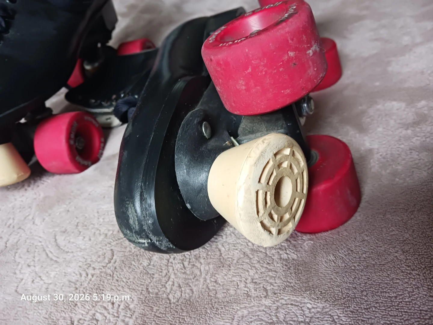 Used Black Roller Skates with Red Wheels - photo 2