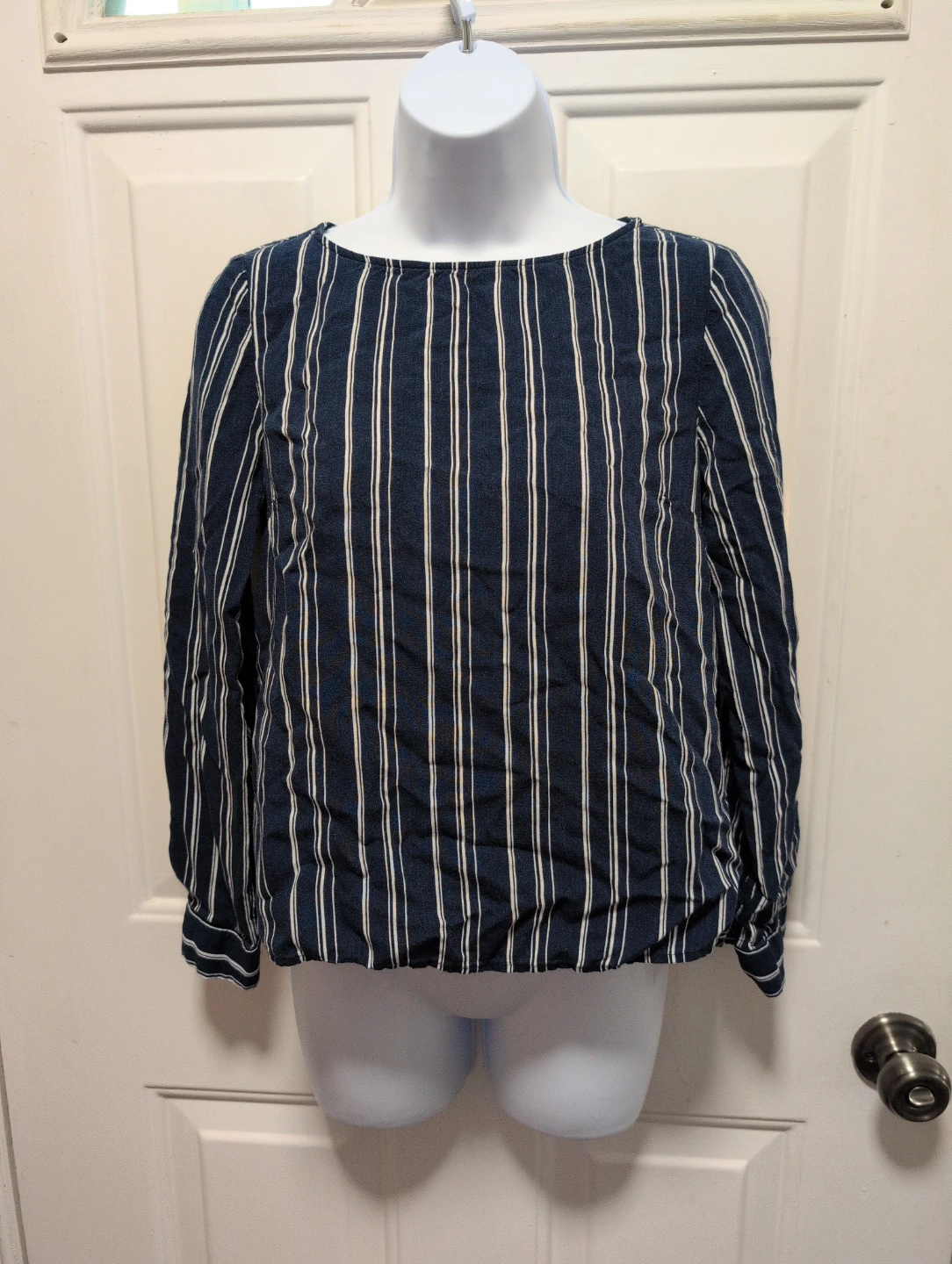 H&M Divided Striped Long Sleeve Top