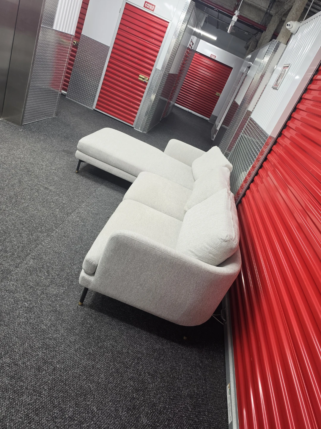 Light Gray Sectional Sofa - photo 3