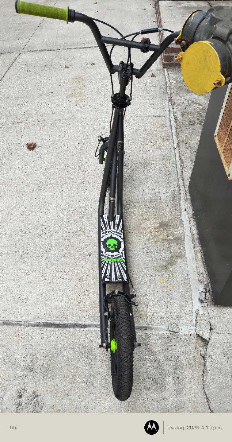 Mongoose Black and Green Skull Scooter - photo 2