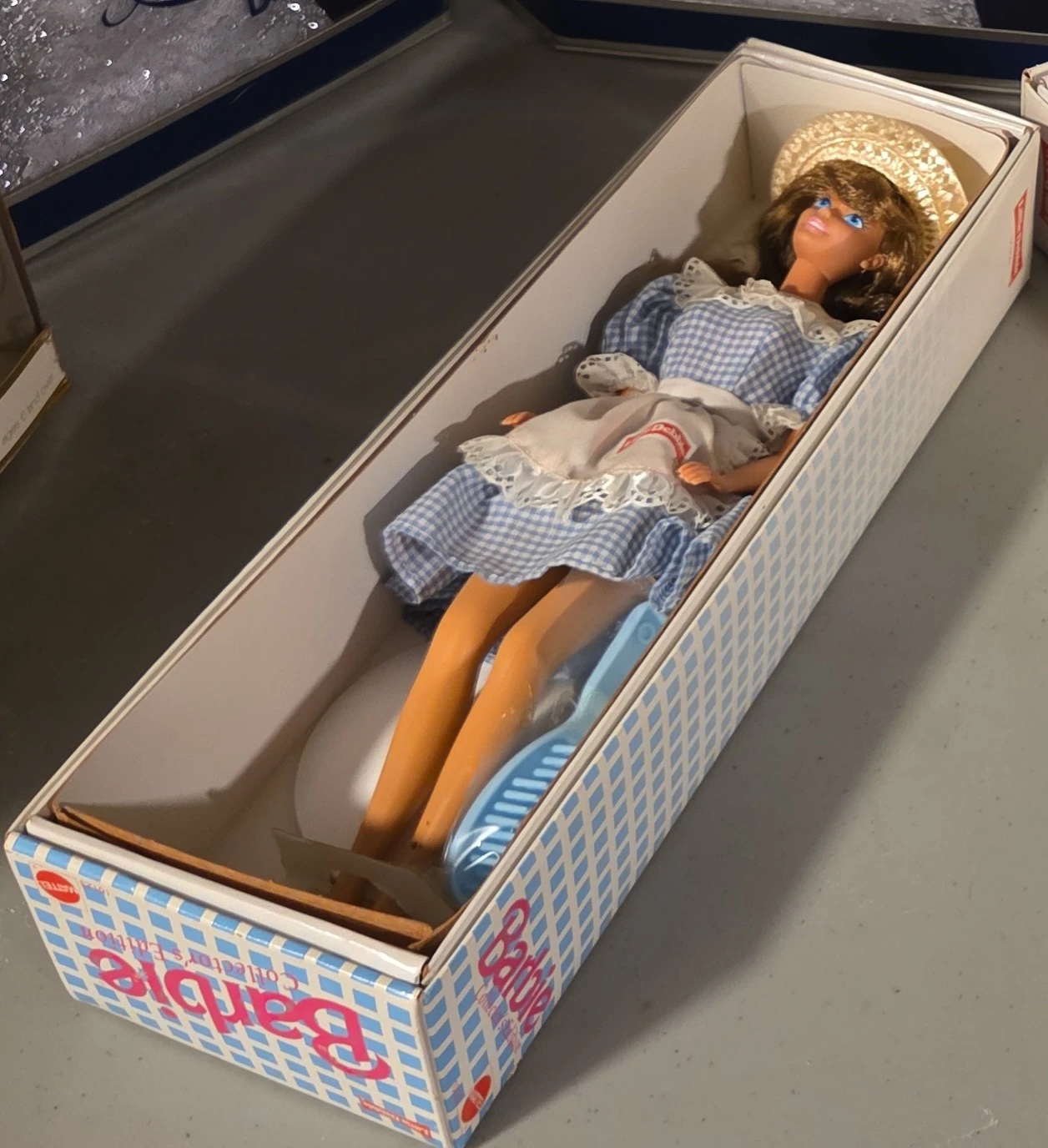 Little Debbie Barbie Doll Collector's Edition - photo 3