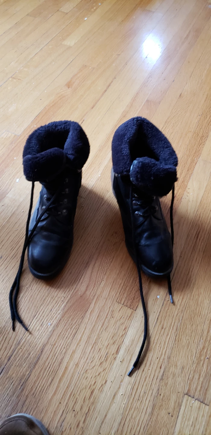Black Winter Boots with Fur Lining ladies size 7 narrow