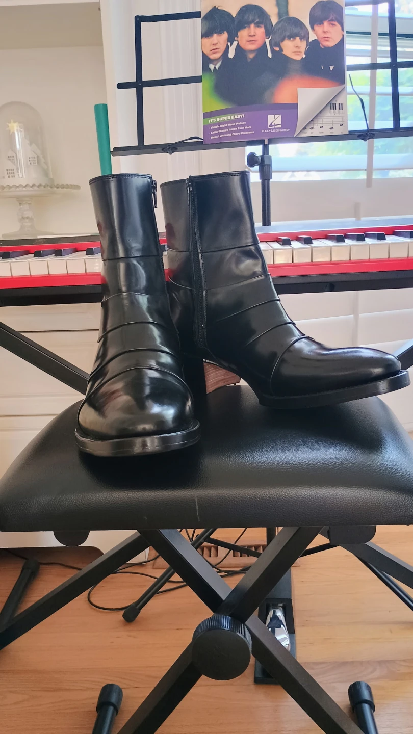 Black Leather Chelsea Rocker Boots