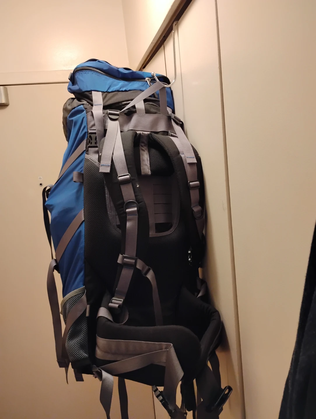 Mountain Equipment Co-op Backpack - photo 2