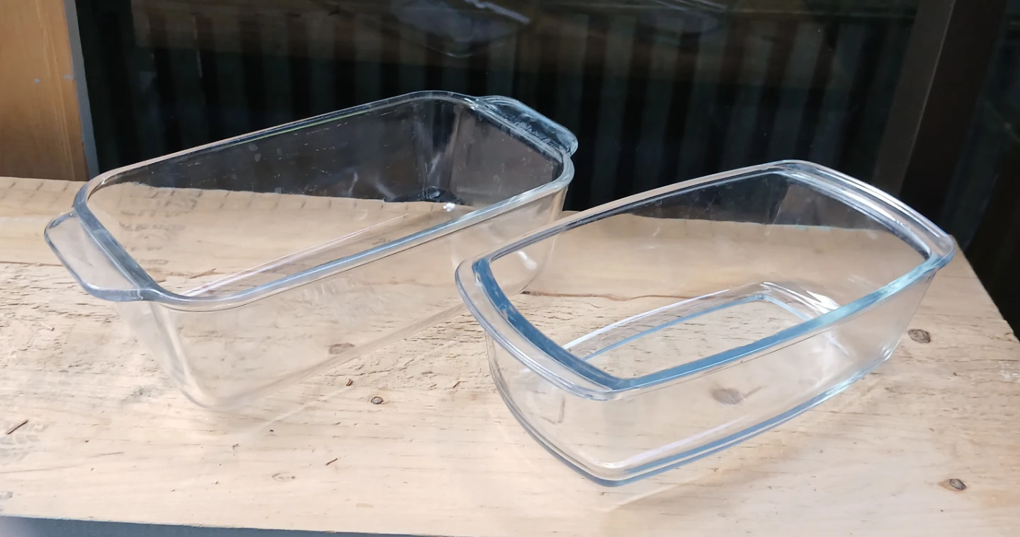 Set of 2 Glass Loaf Pans