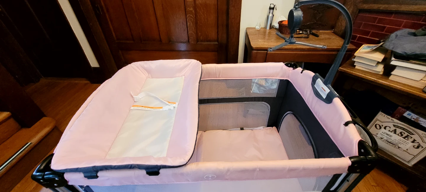 Pink Baby Playpen and Bassinet - photo 3