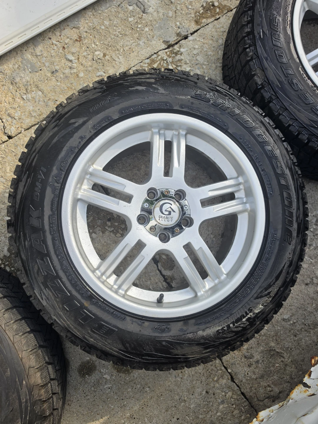 17 inch granite alloy rims wheels 5x114.3 5x4.5 bridgestone - photo 3