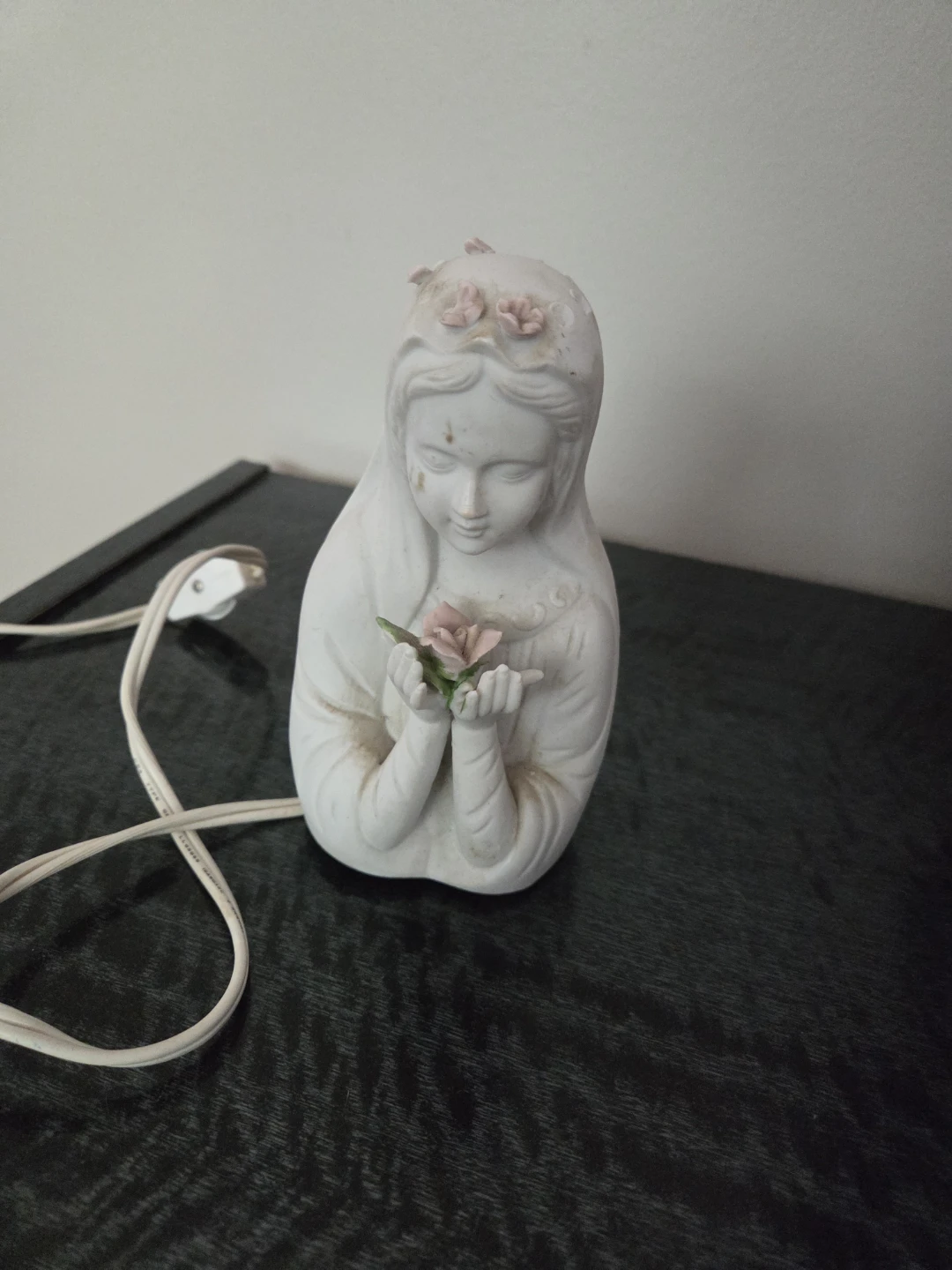 Vintage Ceramic Figurine Lamp
