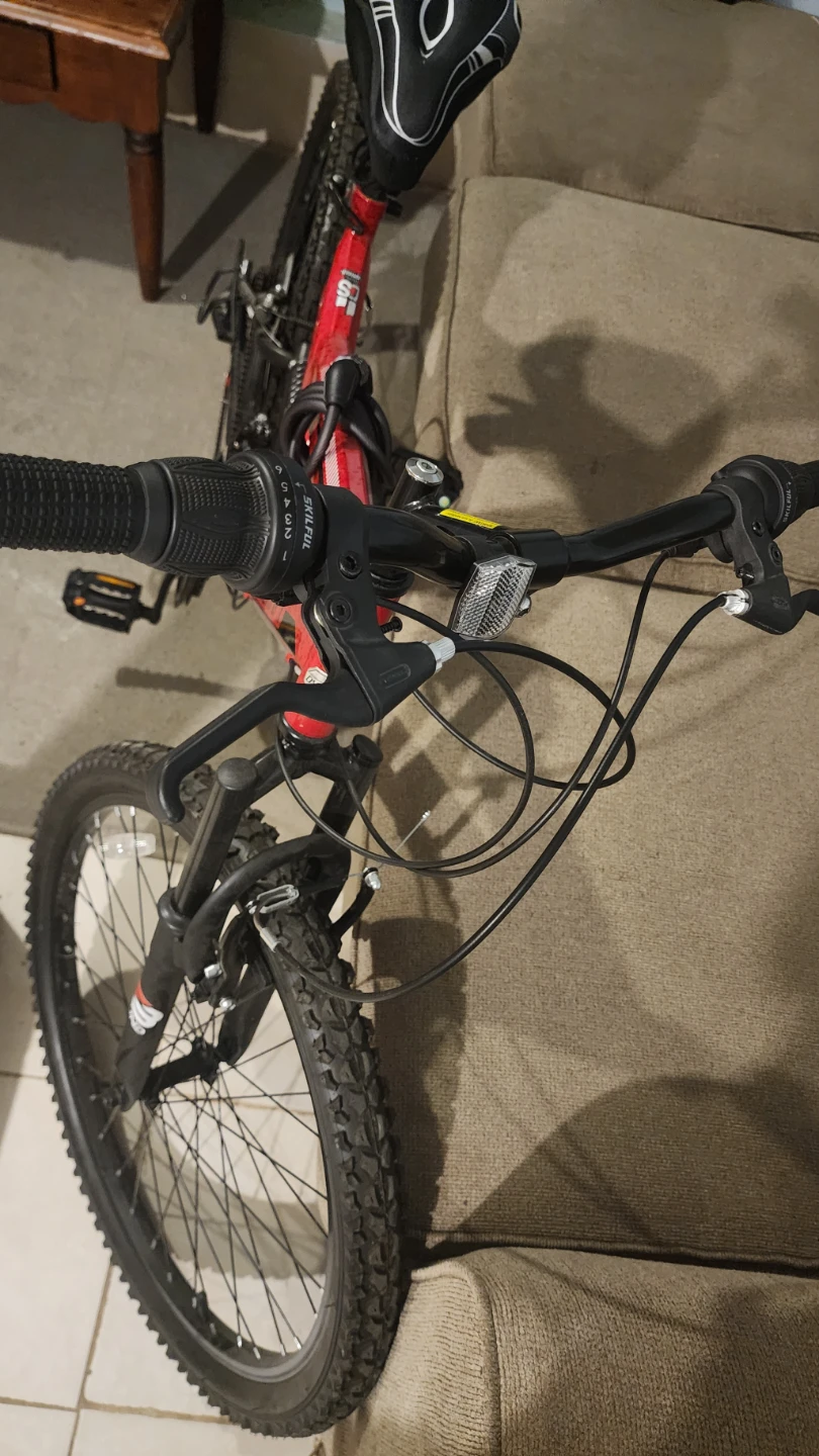 Red Dynacraft Shuttle Mountain Bike - photo 3