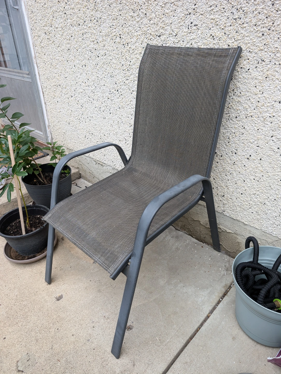 Patio Table and chairs - photo 2