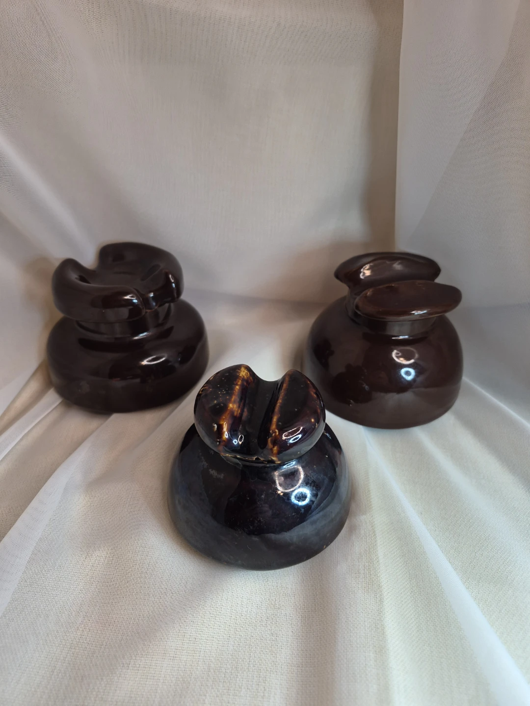 Lot of 3 Vintage Ceramic Porcelain Heavy Collectible Insulators - photo 2
