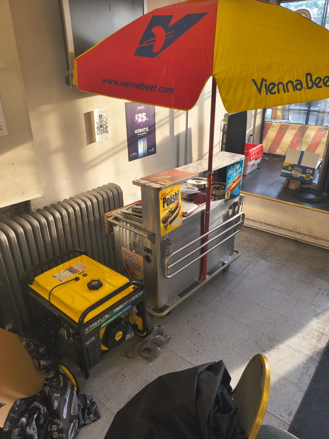 Vienna Beef Hot Dog Cart with Generator - photo 5