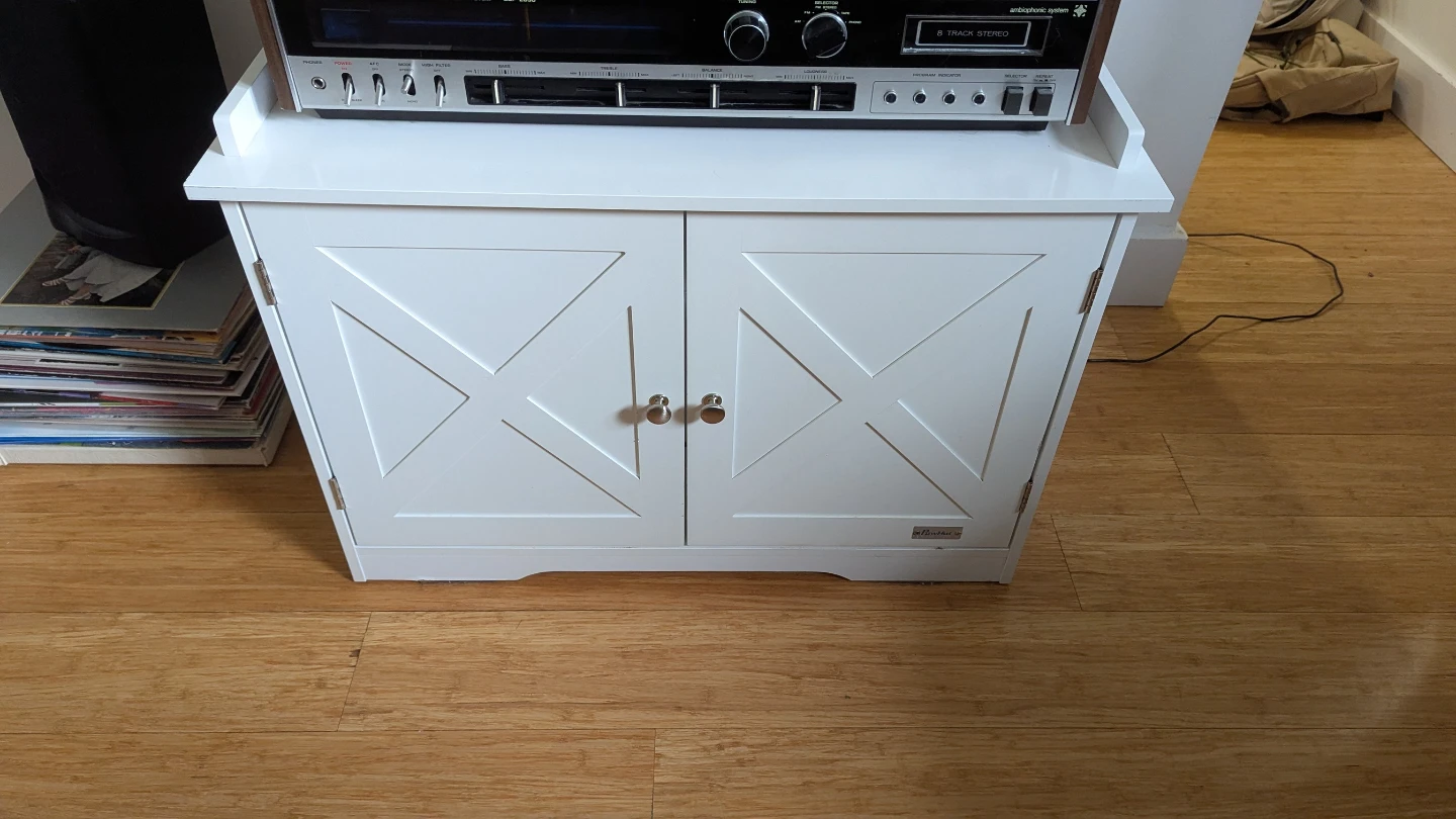 Litter box enclosure
