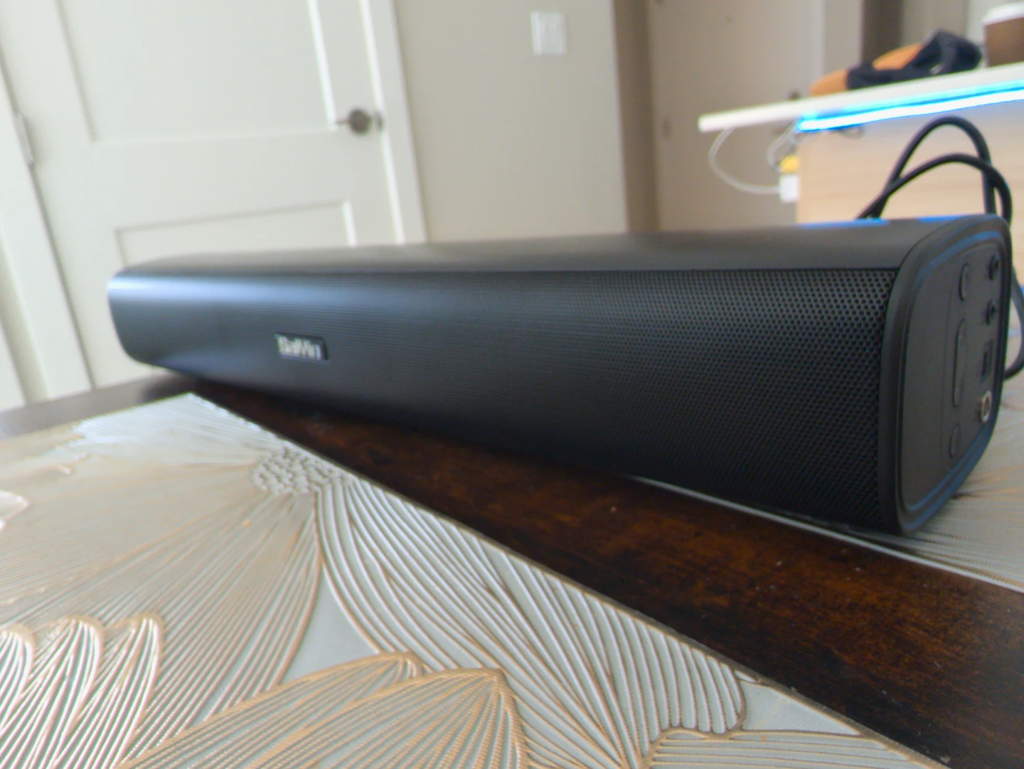 SaiWin Bluetooth Soundbar with Remote