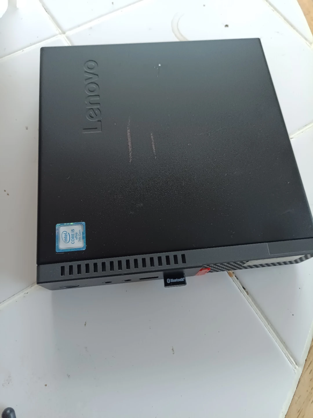 Lenovo ThinkCenter M910q - photo 2