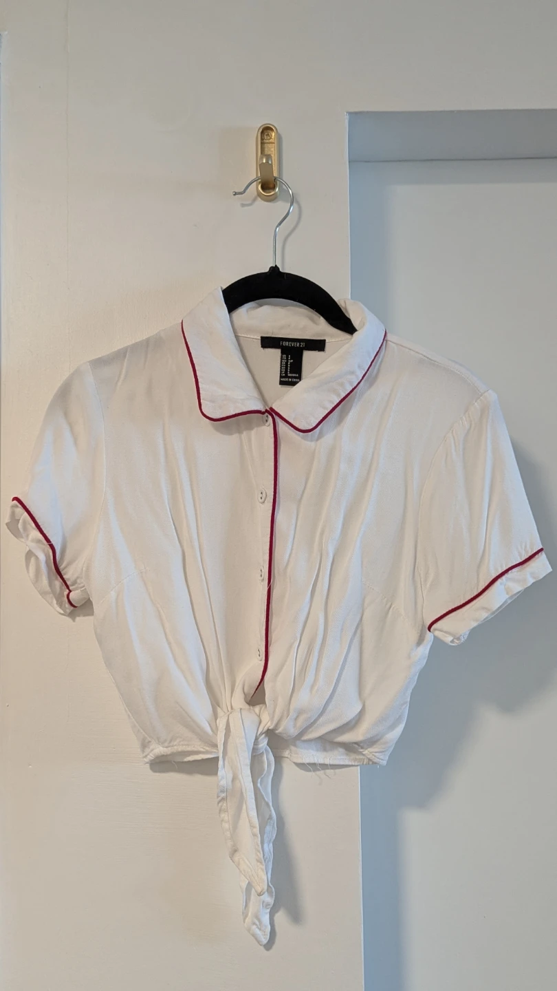 Forever 21 White Cropped Tie-Front Shirt with Red Trim