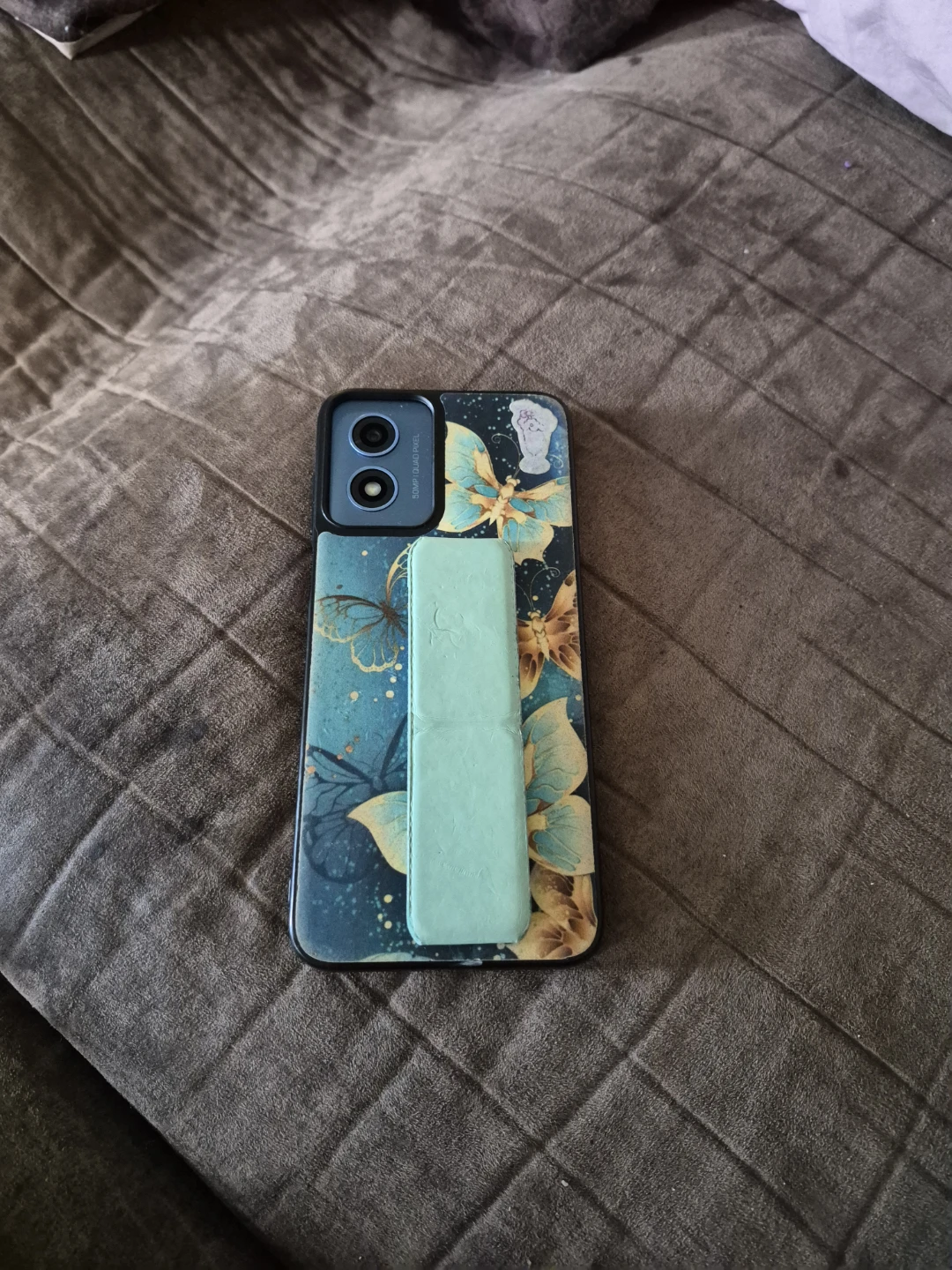 Moto G Play 2025 Phone with Accessories - photo 3