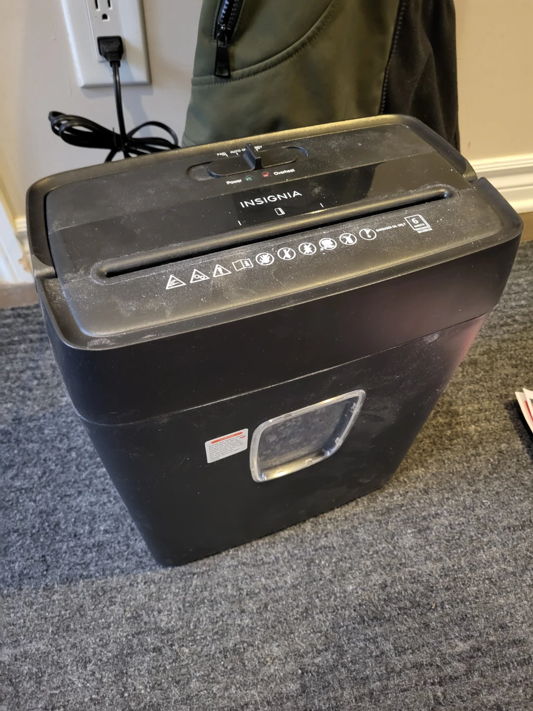 Insignia Paper Shredder