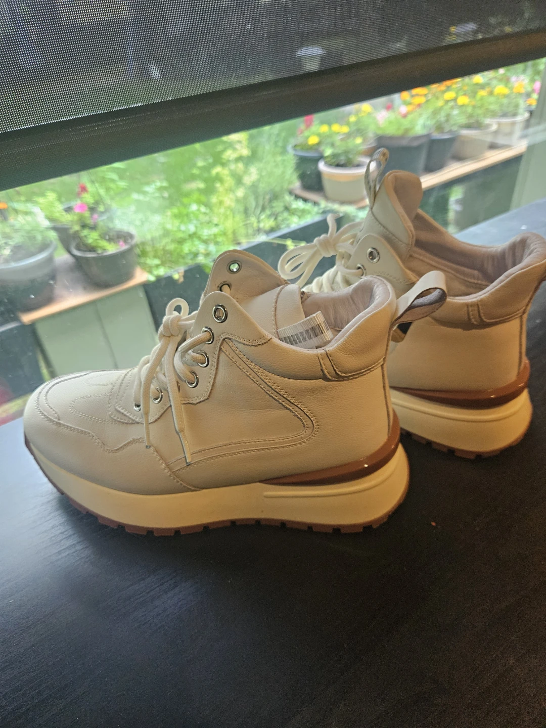 NIOTA LINE Cream Leather Lace-Up Fashion Sneakers - photo 2