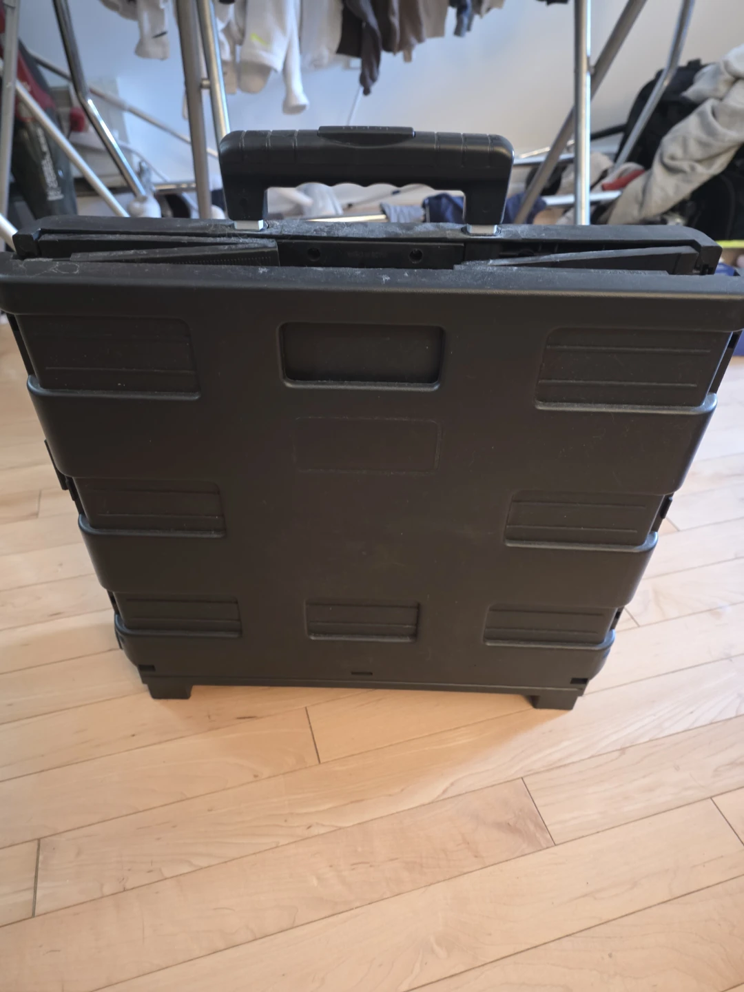 Folding Rolling Crate with Handle
