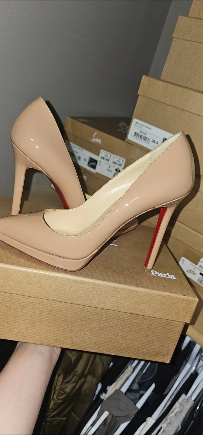 Christian Louboutin Patent Leather Heels plato pigalles - photo 3