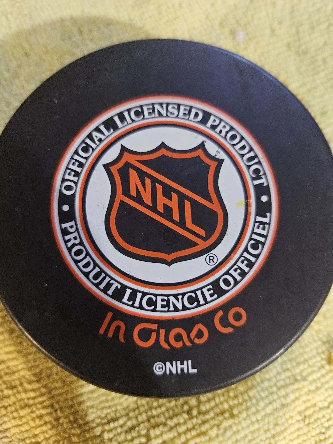 Vancouver Canucks NHL Hockey Puck - photo 5