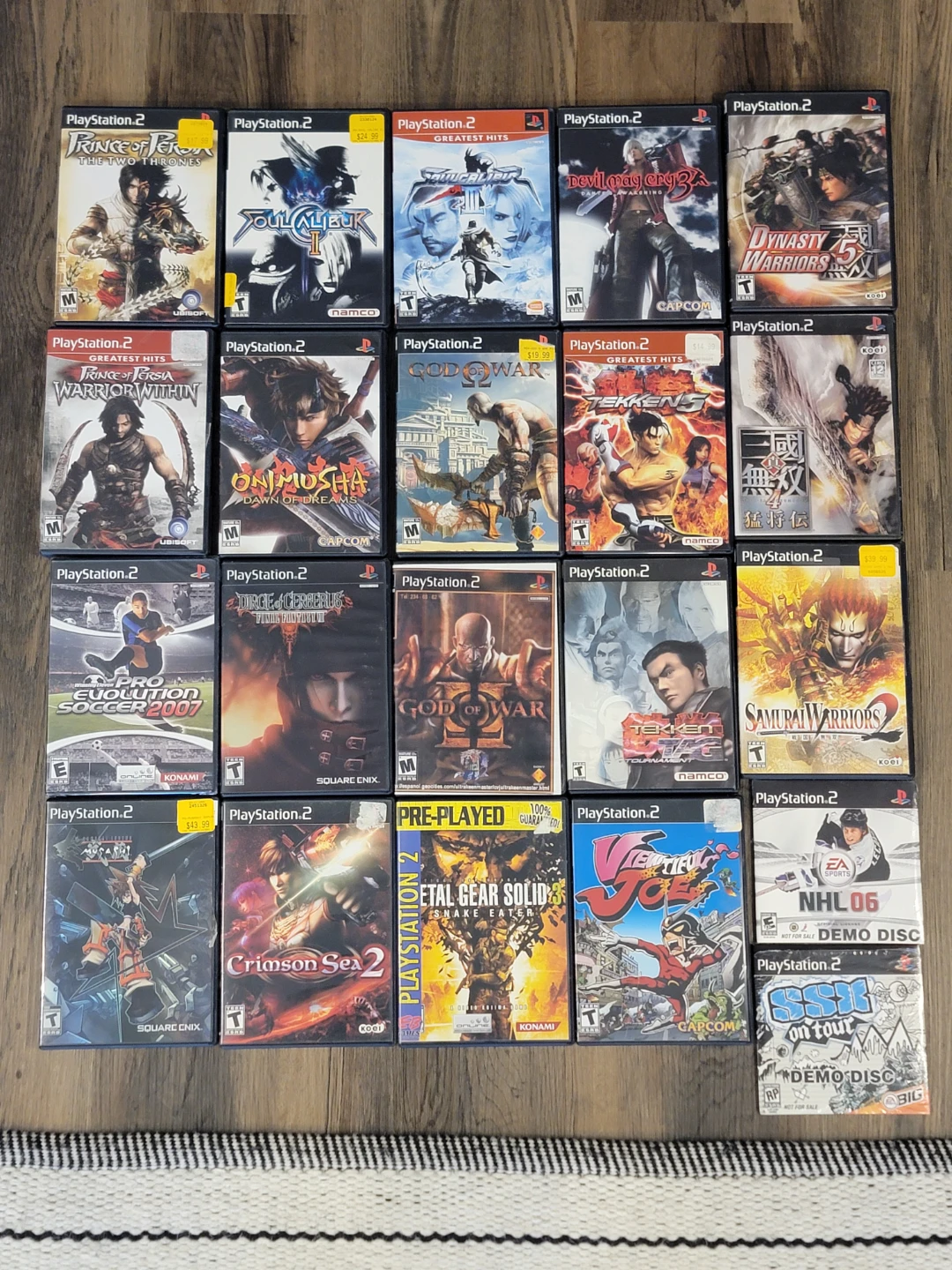 Silver Sony PlayStation 2 Slim Version with games - photo 2