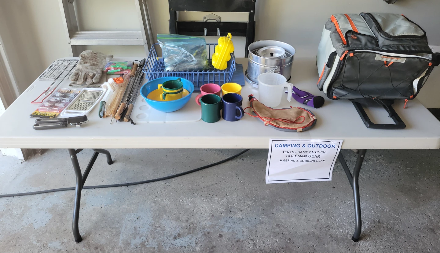 HUGE SUNDAY GARAGE SALE – Everything Must Go - photo 3