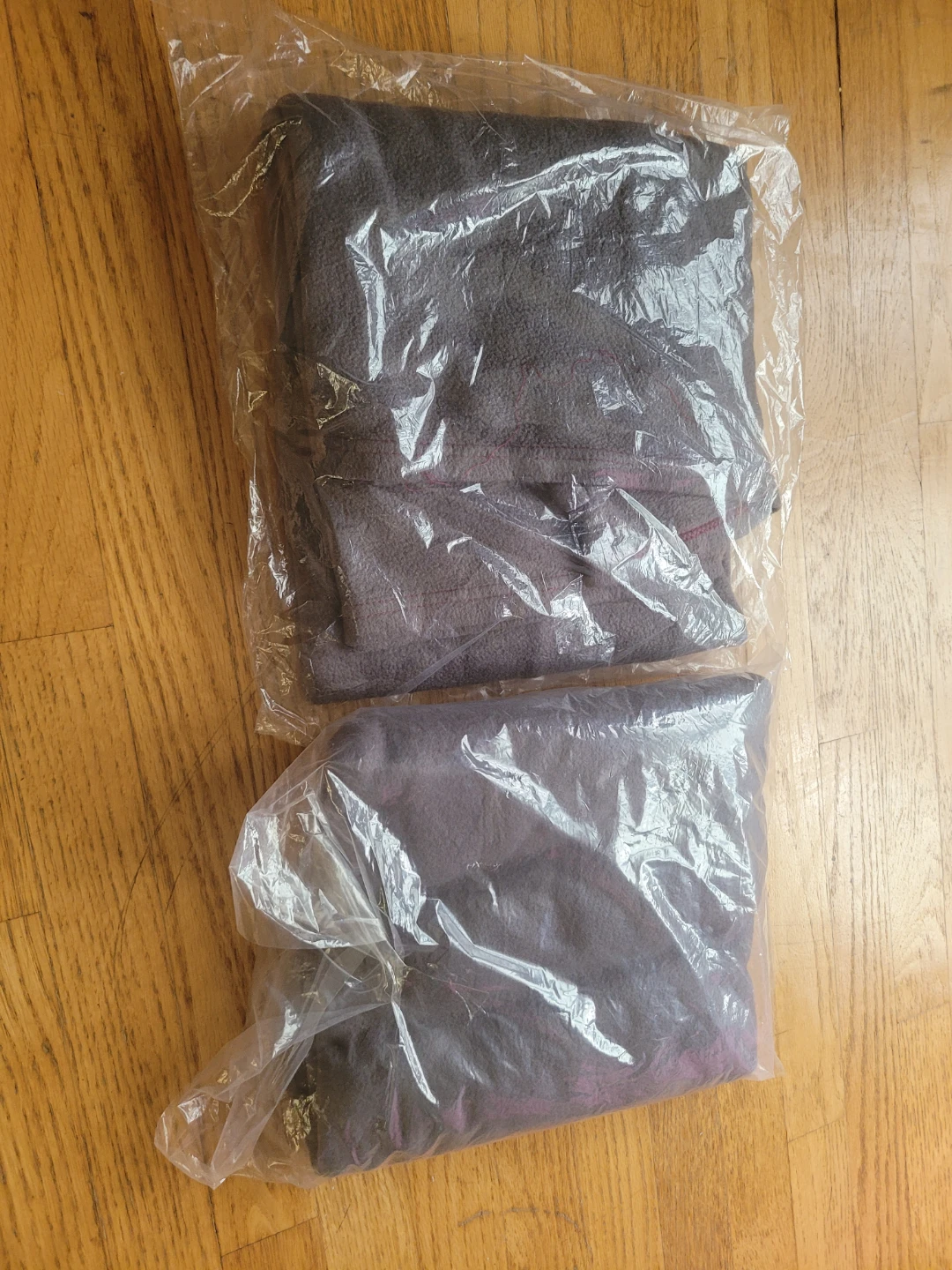Gray Fleece Blanket Set - photo 2