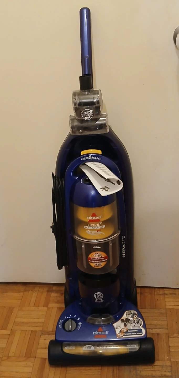 Bissell Lift-Off MultiCyclonic Pet Vacuum