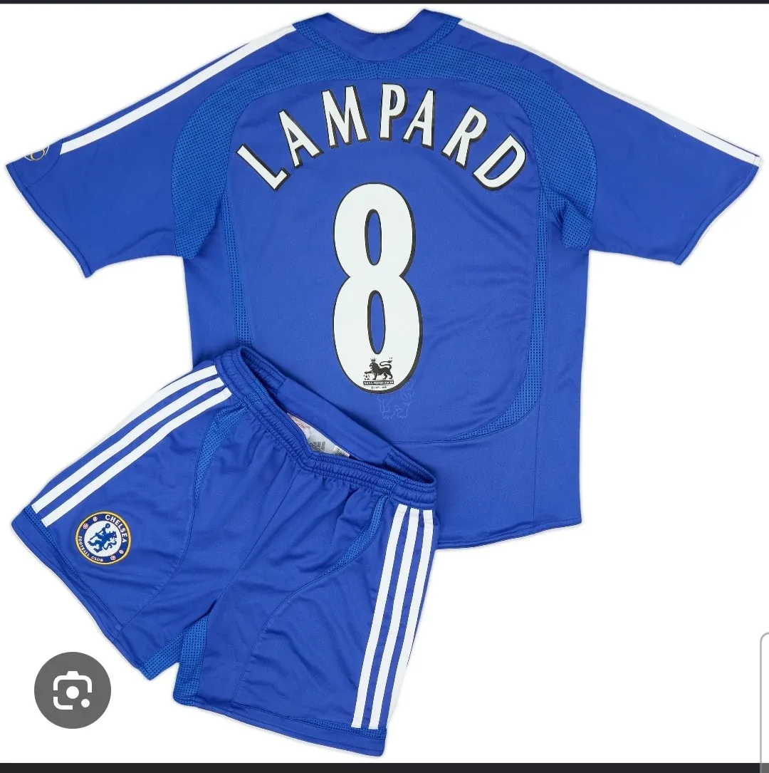 Chelsea Lampard #8 Football Jersey and Shorts Set