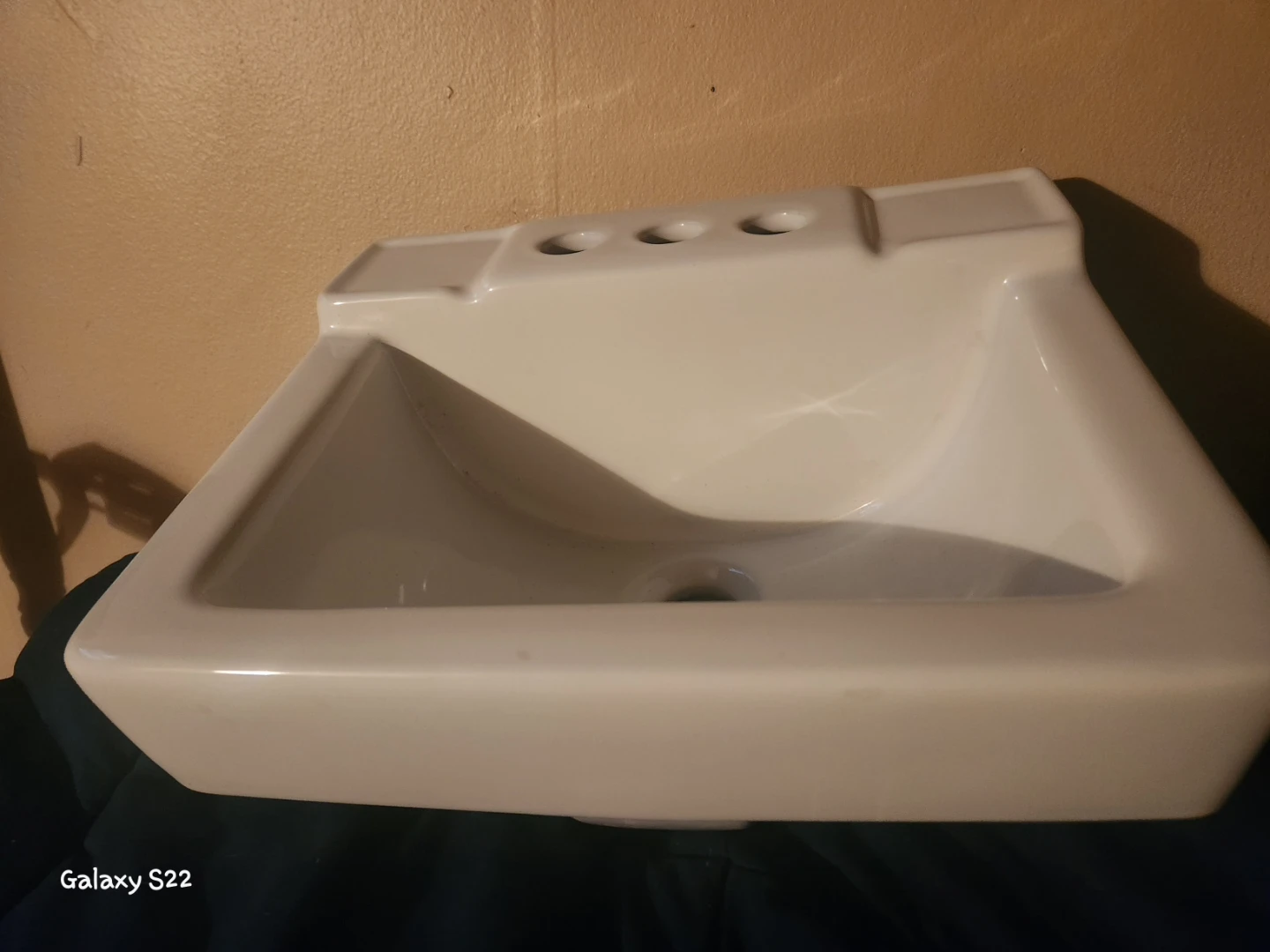 White Ceramic Bathroom Sink