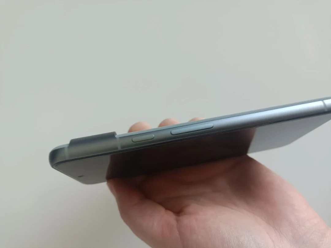 Google Pixel 8 5G 128GB Hazel EXCELLENT condition LIKE NEW - photo 3