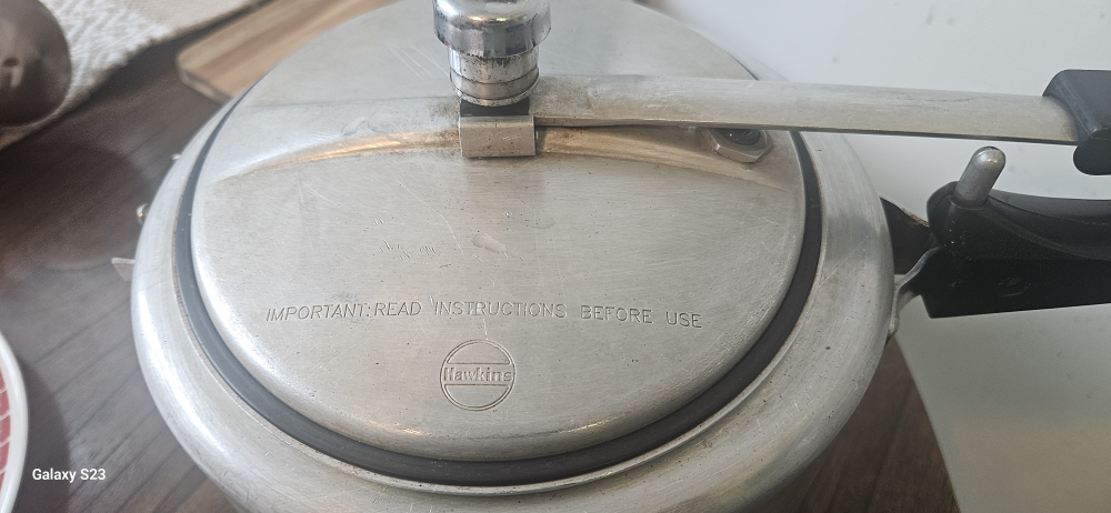 Pressure cookers -Hawkins- 3 litre & 5 liters - photo 4