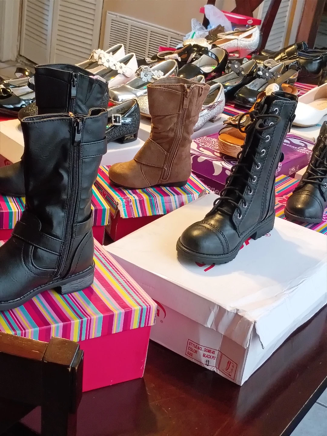 Zapatillas de niña y de mujer - photo 3