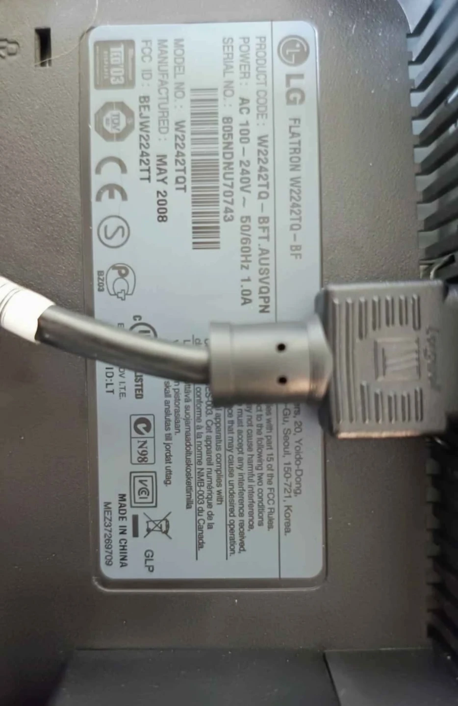 LG FLATRON monitor need gone - photo 2