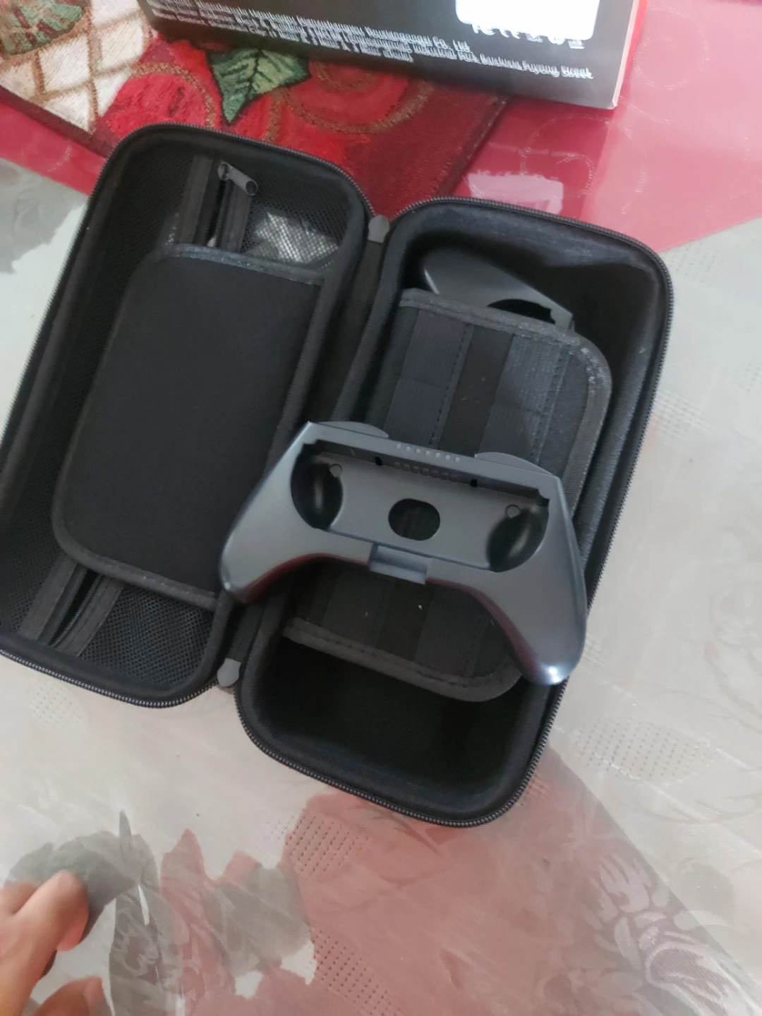 Nintendo Switch Carry Case with Accessories - photo 4