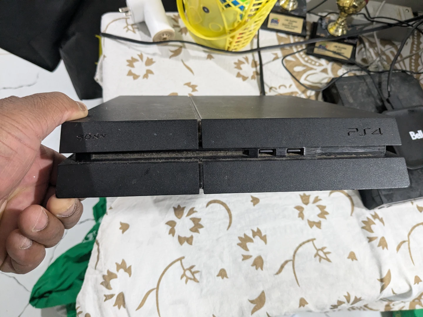 PlayStation 4 - photo 2