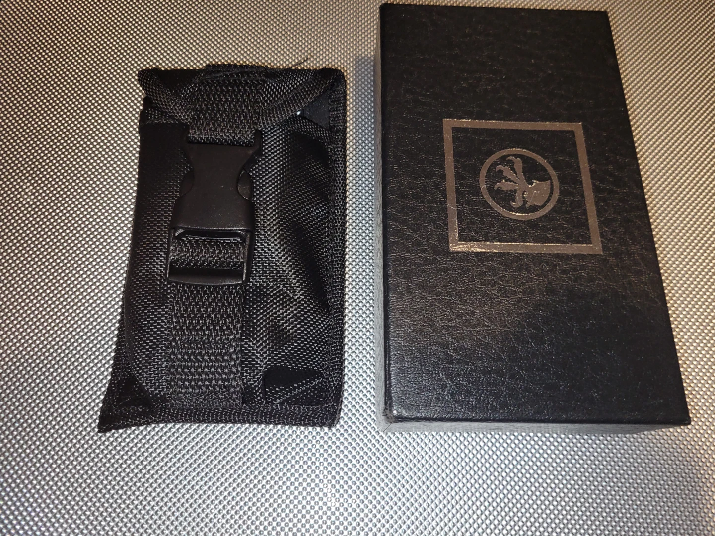 Nylon Sheath & Original Box For Knuckle Guard OTF Knife