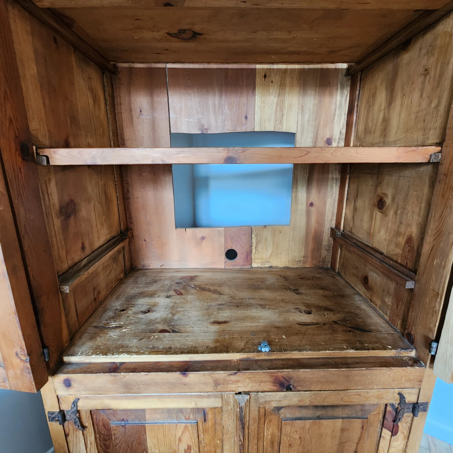 Rustic Pine Armoire - photo 5