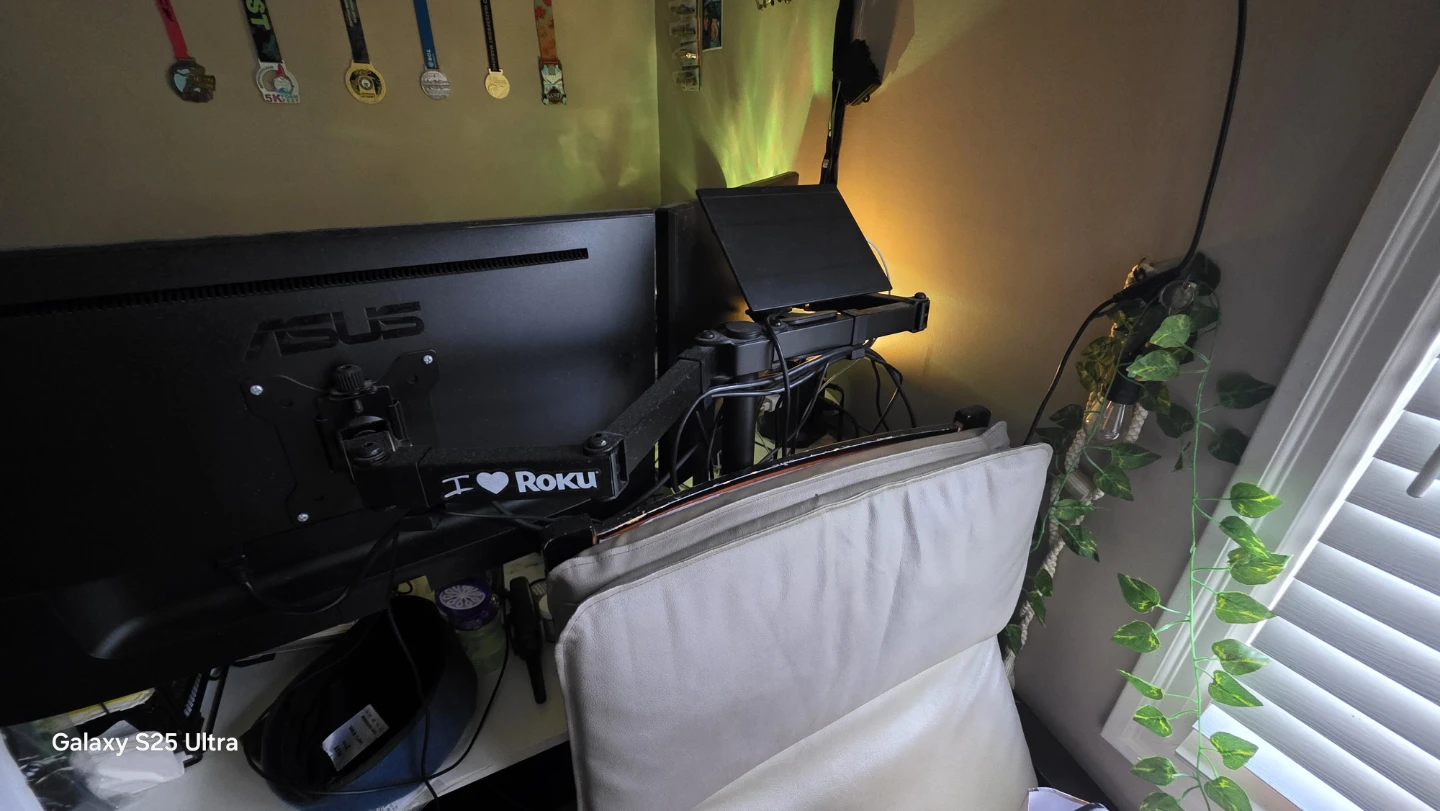 ASUS Dual Monitors with Monitor Mount - photo 4